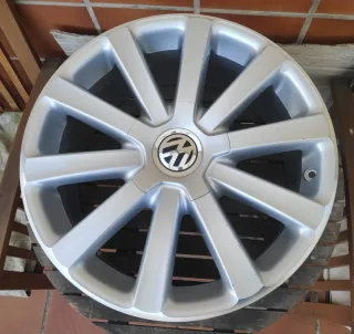 Cinco Llantas Aleación 18 pulgadas originales VW