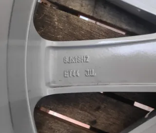 Cinco Llantas Aleación 18 pulgadas originales VW