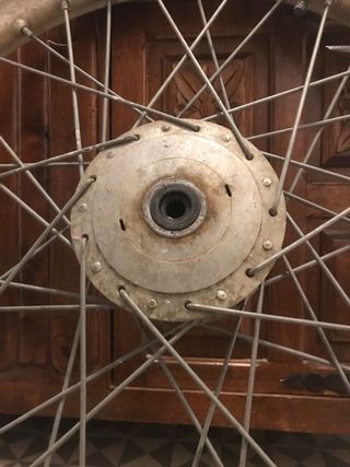 Llanta moto TRIAL antigua delantera