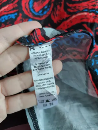 Pasamontañas Buff Rojo octopussy