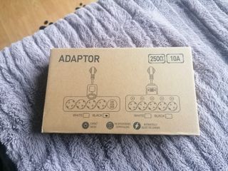 Regleta 4 enchufes +3 USB interruptor luz