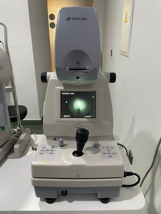 Retinógrafo Topcon TRC-NW200.