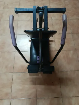 Banco de abdominales AB Shaper