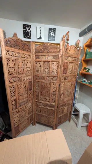 Biombo de Madera Tallada