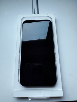 iPhone 13 Negro - Batería 100% como nuevo