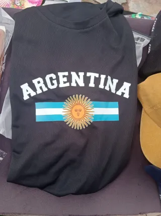 Camiseta Argentina con bandera