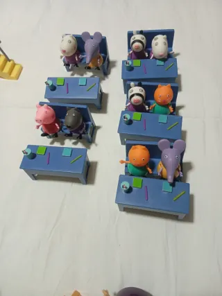 Casa Peppa Pig con Escuela y Figuras