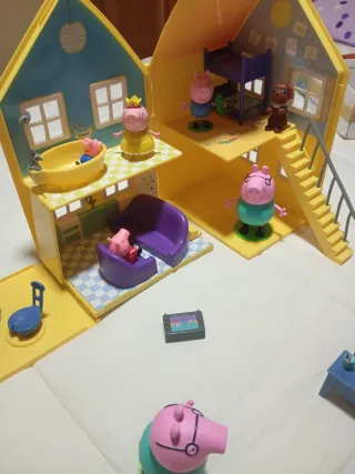 Casa Peppa Pig con Escuela y Figuras