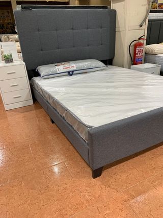 Cama 150x190 con cabecero y colchón