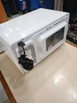 Microondas NEVIR blanco