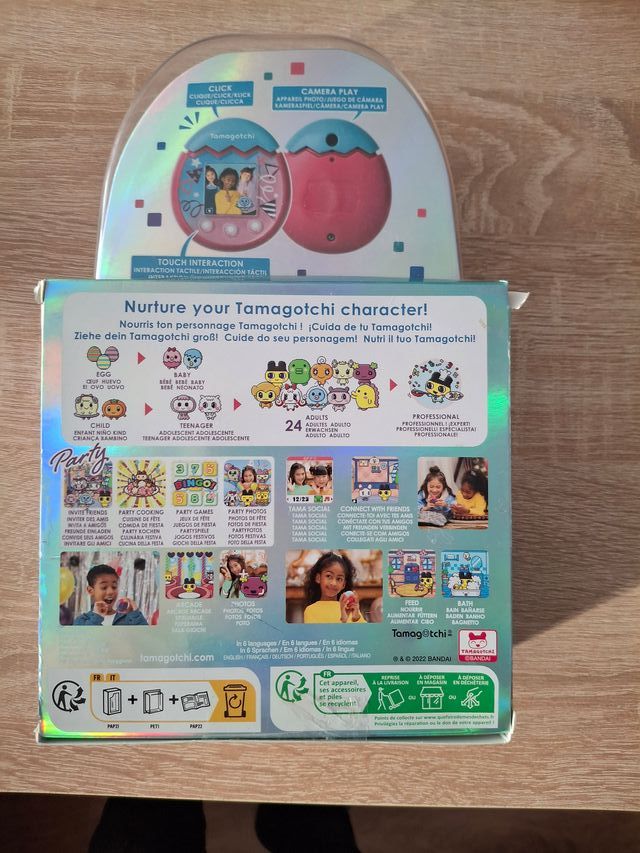 BANDAI Tamagotchi Pix Party Confeti