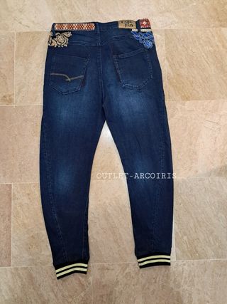 Desigual- pantalón vaquero boyfriend
