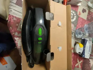 Aspiradora de coche Beper con accesorios