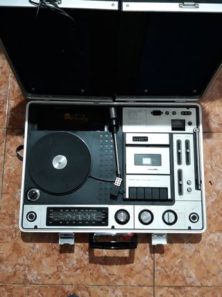 Tocadiscos Maleta Vintage Años 70