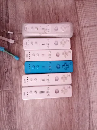 Consola Nintendo Wii + Accesorios y Juegos