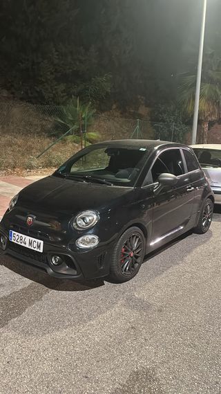 Abarth 695 2022