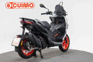 APRILIA SR 125