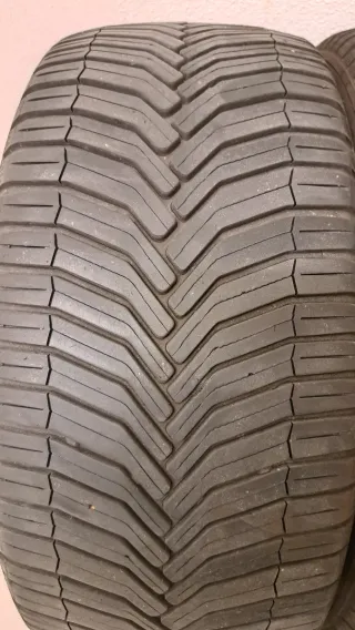 2 Ruedas Michelin crossclimate 225/40 r18 92y