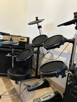 Batería Electrónica Alesis