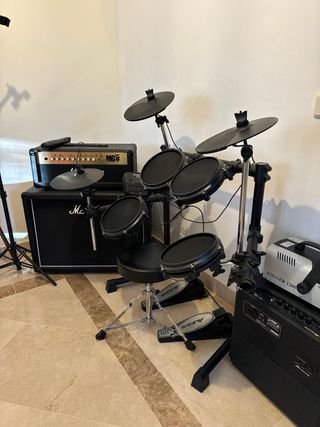 Batería Electrónica Alesis