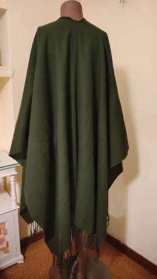 Preciosa Capa Verde oliva