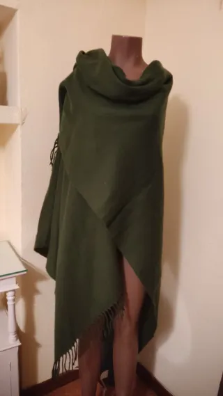 Preciosa Capa Verde oliva