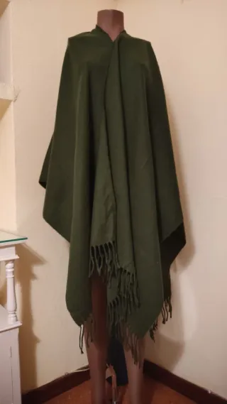 Preciosa Capa Verde oliva