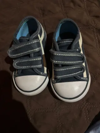 Zapatillas bebé velcro azul