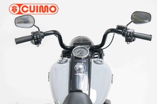 HARLEY DAVIDSON ROAD KING SPECIAL