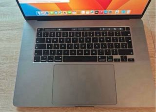 MacBook Pro 13 2020 Touch Bar