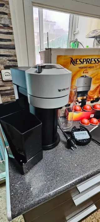 Cafetera Nespresso Vertuo Next Blanca
