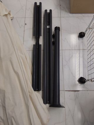 VOUNOT 300 cm Parasol Excentrico, Sombrilla de Jardín con Manivela, Funda Protectora y Correa de Fijación, Protección UV, Beige