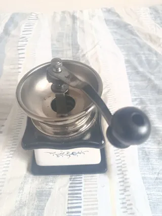 Molinillo de café vintage decorativo