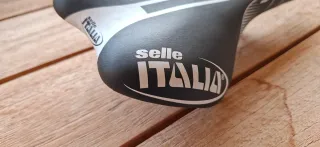 Sillín Selle Italia SLR Carbono