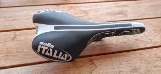 Sillín Selle Italia SLR Carbono