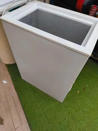 Congelador vertical 70L