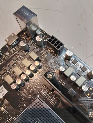 Biostar B450M-H Placa Base AM4 DDR4 M.2 Micro-ATX