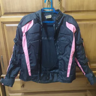 Chaqueta Moto Ator Chica Negra y Rosa