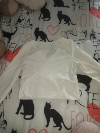 Top blanco manga larga cruzado