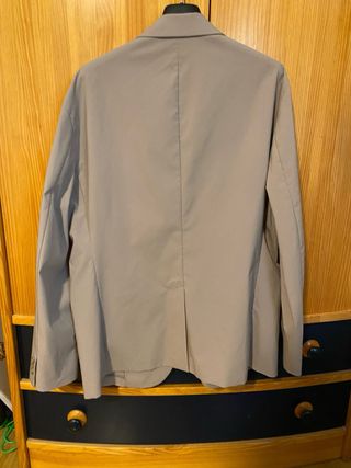 Americana Uniqlo Talla XL Slim Fit Beige