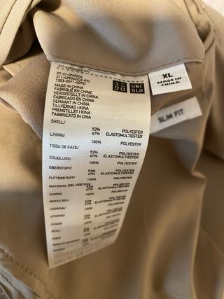 Americana Uniqlo Talla XL Slim Fit Beige