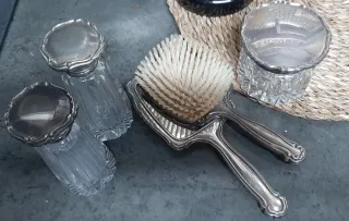 Juego tocador antiguo cristal y plata