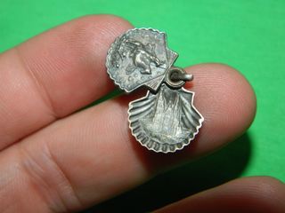 Medallita concha religiosa San Santiago apostol