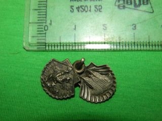 Medallita concha religiosa San Santiago apostol