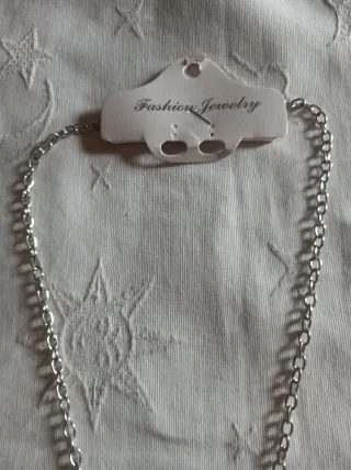 Collar cadena con elefante plateado