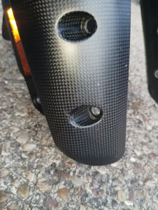 Guardabarros multistrada  v4 Delantero Fibra Carbo