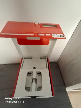 Caja Nintendo Switch OLED