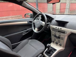 Opel Astra 2009