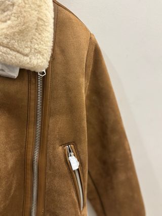 Cazadora Stradivarius efecto ante forrada