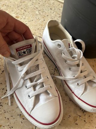 Converse blancas impecables